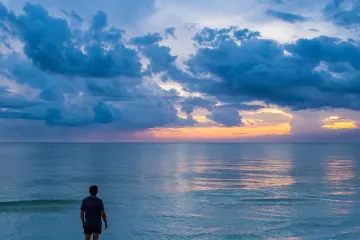 Nokomis Beach: Reflecting on the Calm of the Evening