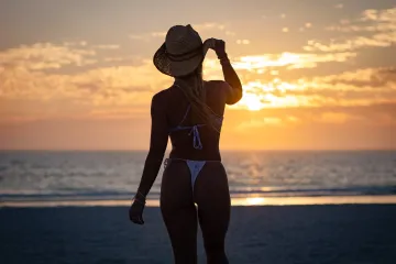 20230325-Kiara-Coquina-Beach-32