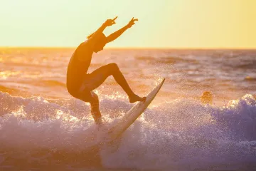 20210412-Sunset-Surfer
