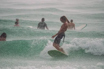 20210614-Surfing-in-the-Rain-2