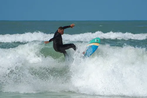 20220409-Moring-Surf-@-South-Jetty