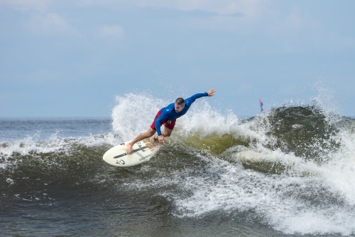 20240912-Surfing-North-Jetty