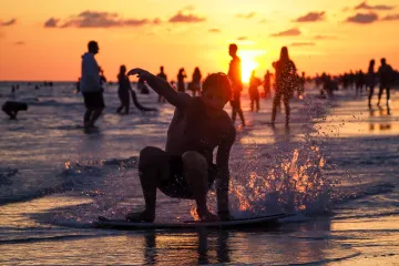 20220607-Siesta-Beach-Sunset-Skim