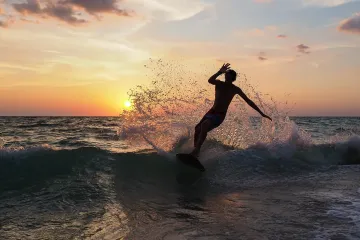 20220622-sunset-skim-165