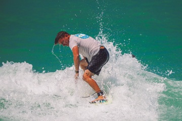 20210412-Surfing-@-North-Jetty-106-of-243