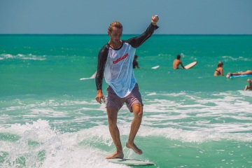 20210412-Surfing-@-North-Jetty-172-of-243