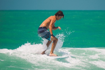 20210412-Surfing-@-North-Jetty-211-of-243