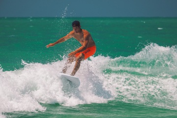 20210412-Surfing-@-North-Jetty-240-of-243