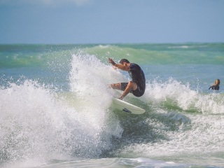 20211030-Surfing-South-Jetty-118