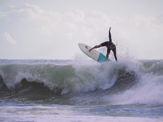 20211030-Surfing-South-Jetty-179