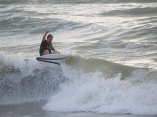 20211030-Surfing-South-Jetty-191