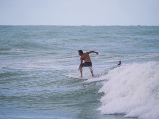 20211030-Surfing-South-Jetty-22
