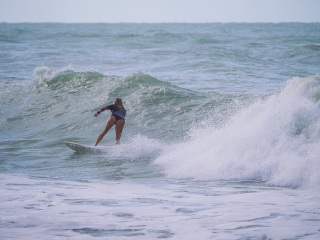 20211030-Surfing-South-Jetty-26