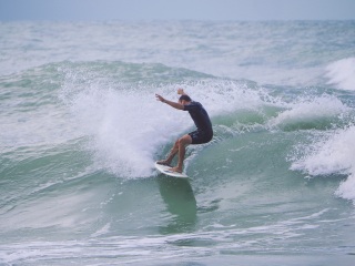 20211030-Surfing-South-Jetty-49