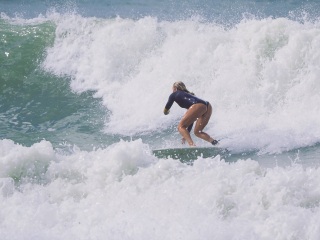 20211030-Surfing-South-Jetty-63
