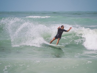 20211030-Surfing-South-Jetty-73