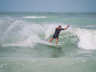 20211030-Surfing-South-Jetty-74