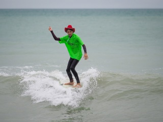 20220205 Shaka Gnar @ North Jetty
