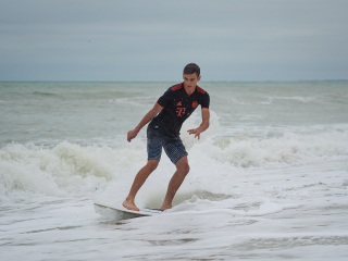 20220205 Shaka Gnar @ North Jetty