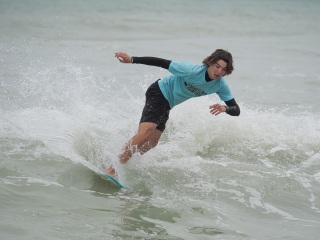 20220205 Shaka Gnar @ North Jetty