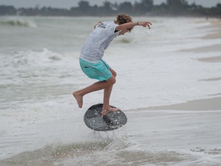 20220205 Shaka Gnar @ North Jetty