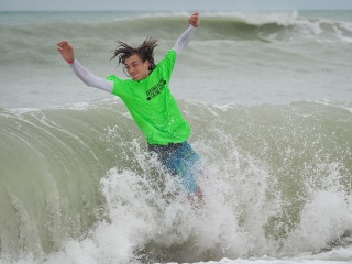 20220205 Shaka Gnar @ North Jetty