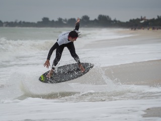 20220205 Shaka Gnar @ North Jetty