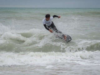 20220205 Shaka Gnar @ North Jetty