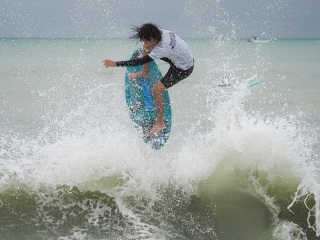 20220205 Shaka Gnar @ North Jetty