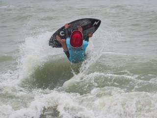 20220205 Shaka Gnar @ North Jetty