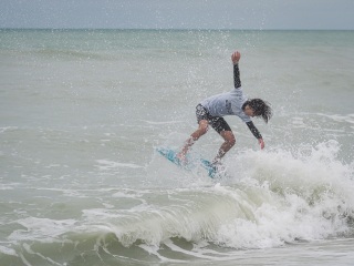 20220205 Shaka Gnar @ North Jetty