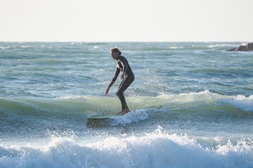 20220219 Surfing @ South Jetty