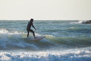 20220219 Surfing @ South Jetty