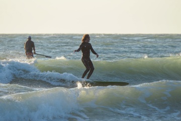 20220219 Surfing @ South Jetty