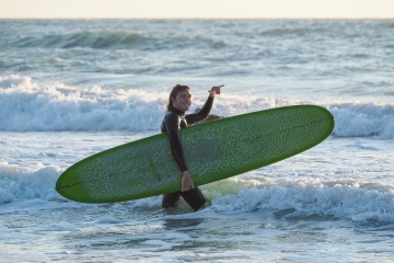 20220219 Surfing @ South Jetty