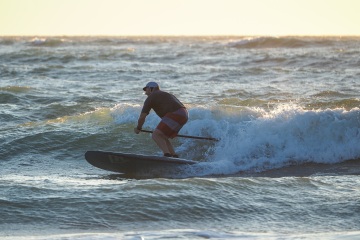 20220219 Surfing @ South Jetty