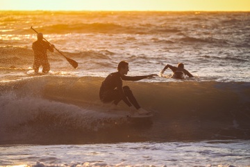 20220219 Surfing @ South Jetty