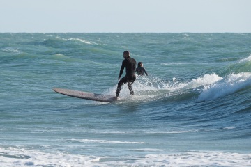 20220219 Surfing @ South Jetty