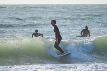 20220219 Surfing @ South Jetty
