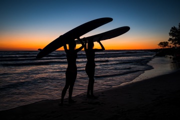 20220320 Sunset Surf