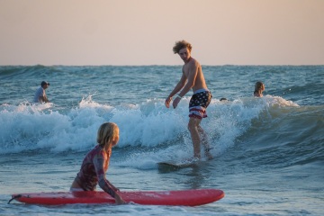 20220320 Surfing @ South Jetty