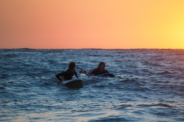 20220320 Surfing @ South Jetty