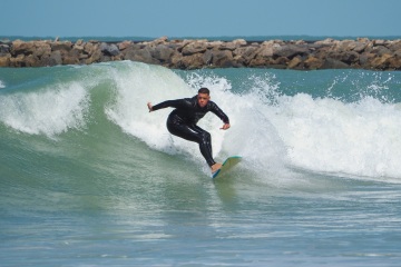 20220409 Moring Surf @ South Jetty