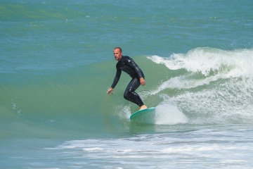 20220409 Moring Surf @ South Jetty