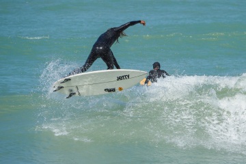 20220409 Moring Surf @ South Jetty