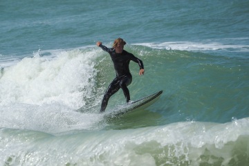 20220409 Moring Surf @ South Jetty