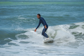 20220409 Moring Surf @ South Jetty