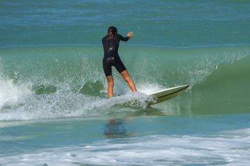 20220409 Moring Surf @ South Jetty