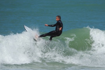 20220409 Moring Surf @ South Jetty