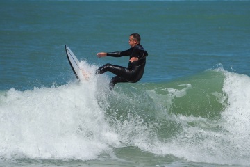 20220409 Moring Surf @ South Jetty